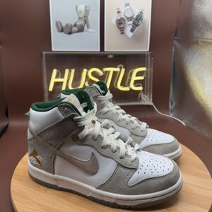 Nike Dunk High Premium San Francisco Chinatown Gold Mountain (GS) Size 4.5Y